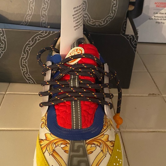 Versace Chain Reaction Size 11 - Picture 3 of 5